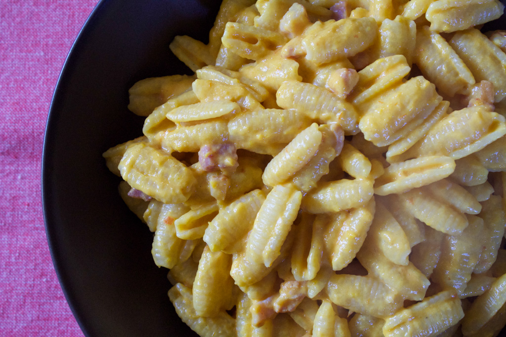 pasta_con_crema_di_peperoni