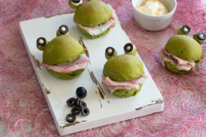 ricetta panini ranocchia spinaci